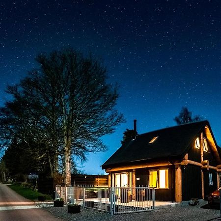 Rowanlea Lodge With Hot Tub Marykirk 外观 照片